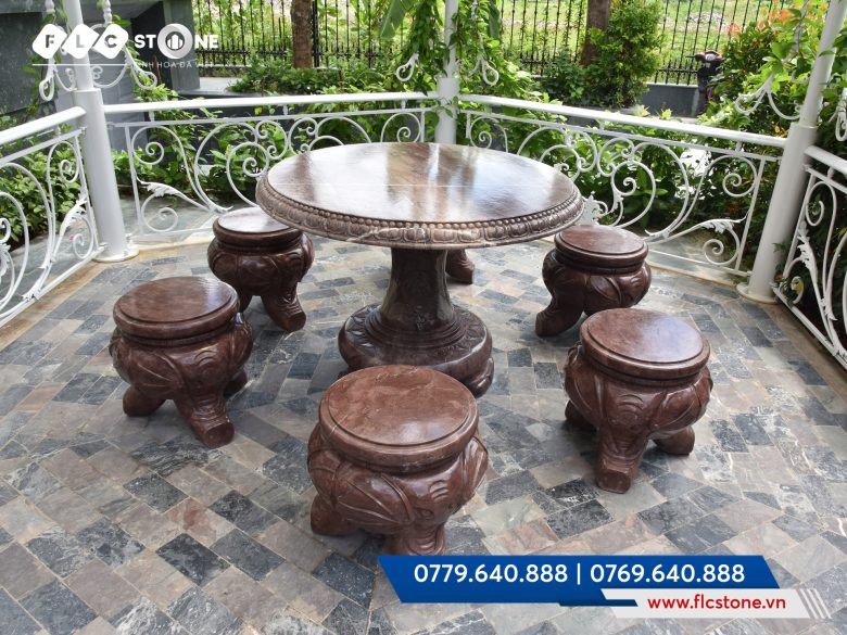 Hành Trình Tạo Nên Bộ Bàn Ghế Đá Marble Tự Nhiên – Nơi Mồ Hôi Người Thợ Hóa Thành Tuyệt Tác